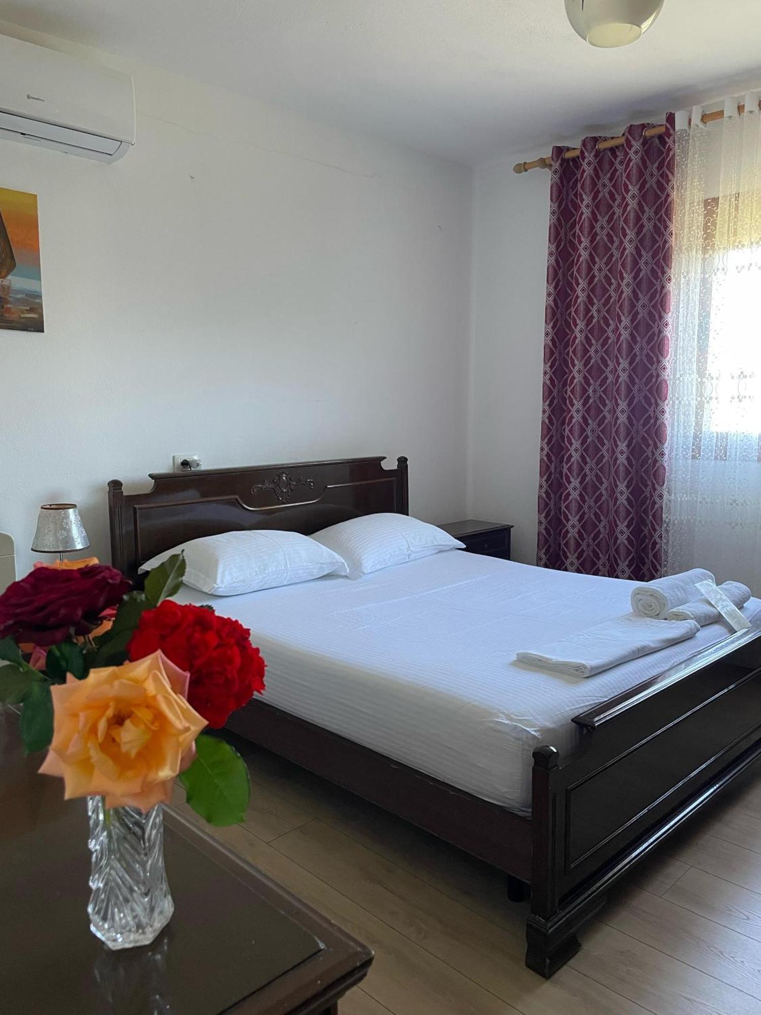 Villa Miracle Garden Vlorë